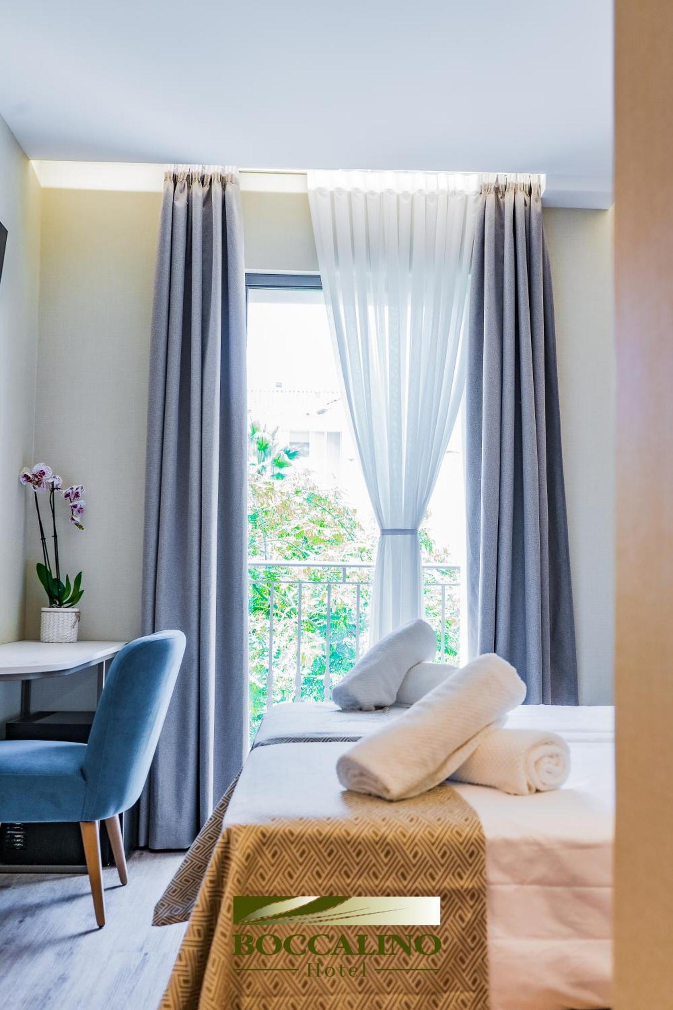 Hotel Boccalino Sitges Bagian luar foto